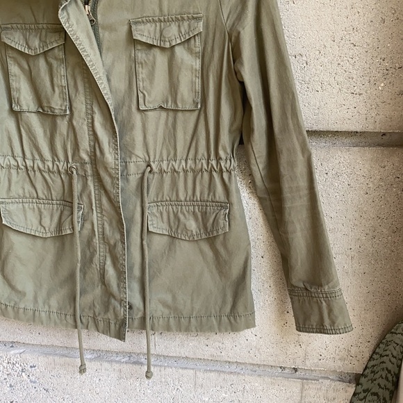 Old Navy Utility Style Jacket - Picture 5 of 9